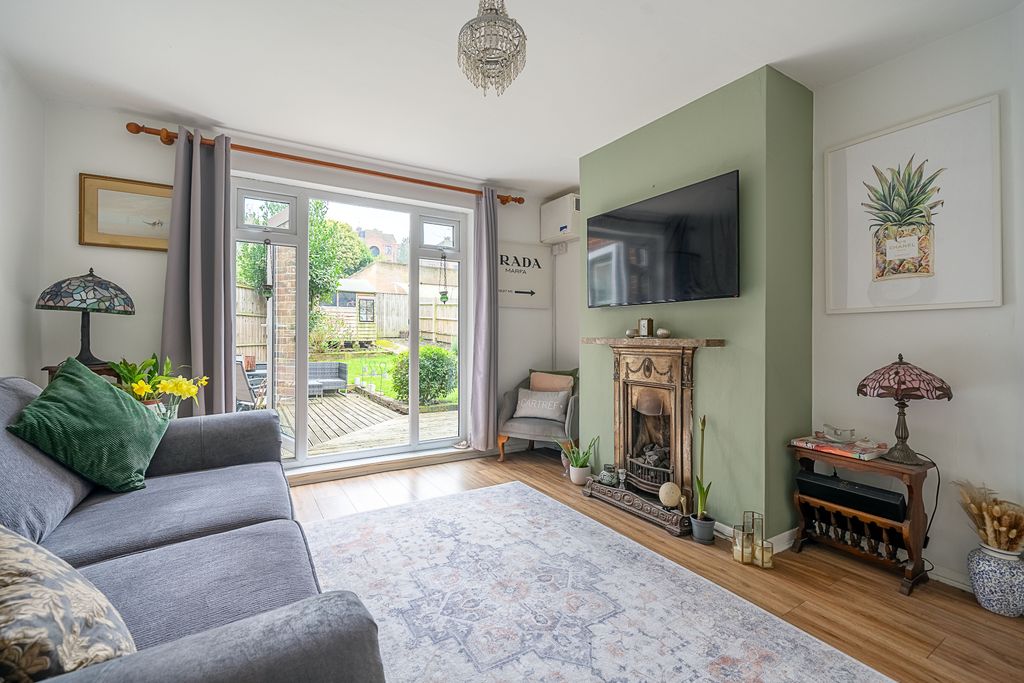 Property photo 3 of 13