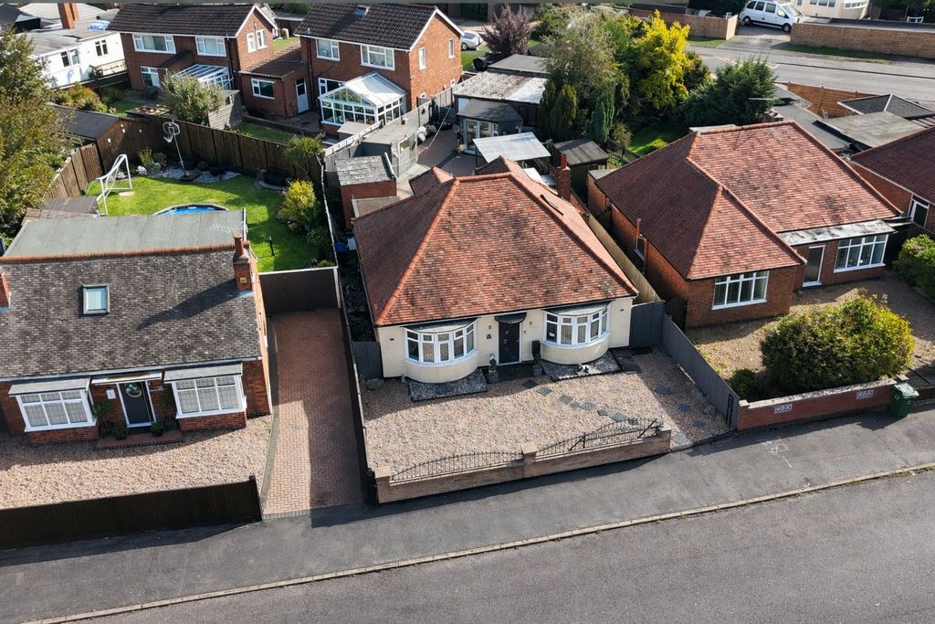 Property photo 1 of 29 Front 3