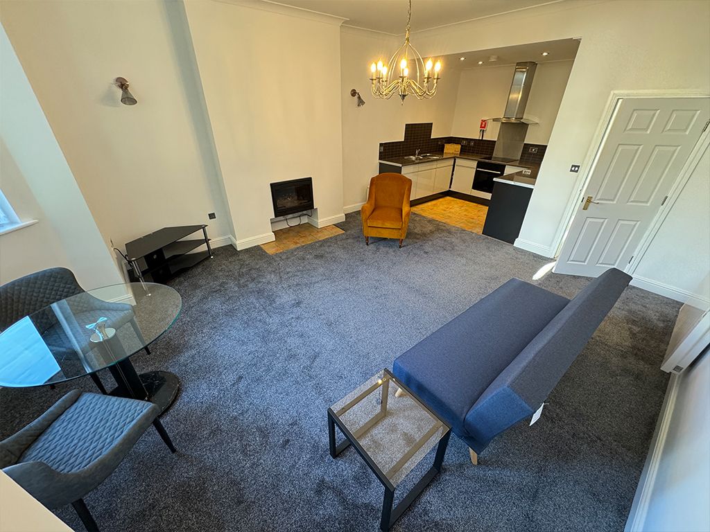 Property photo 3 of 11