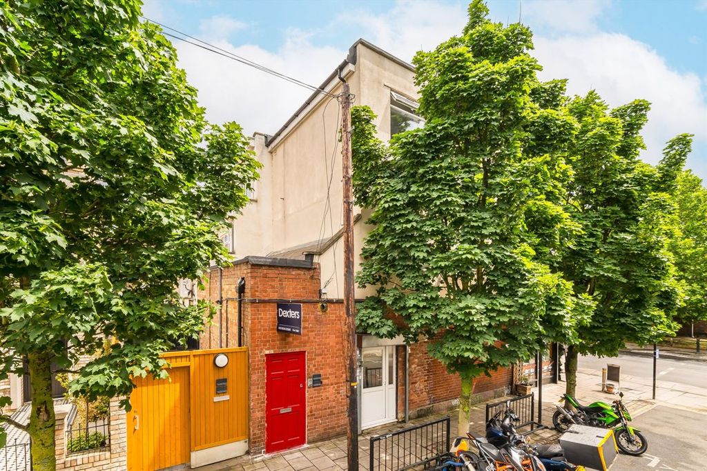 Property photo 1 of 6