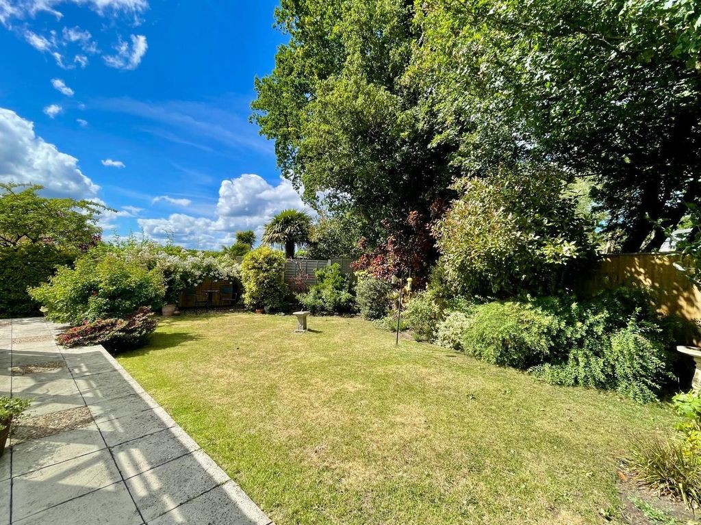 Property photo 3 of 29