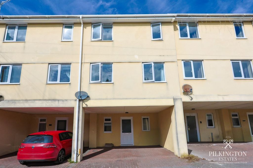 Property photo 1 of 13 5550541
