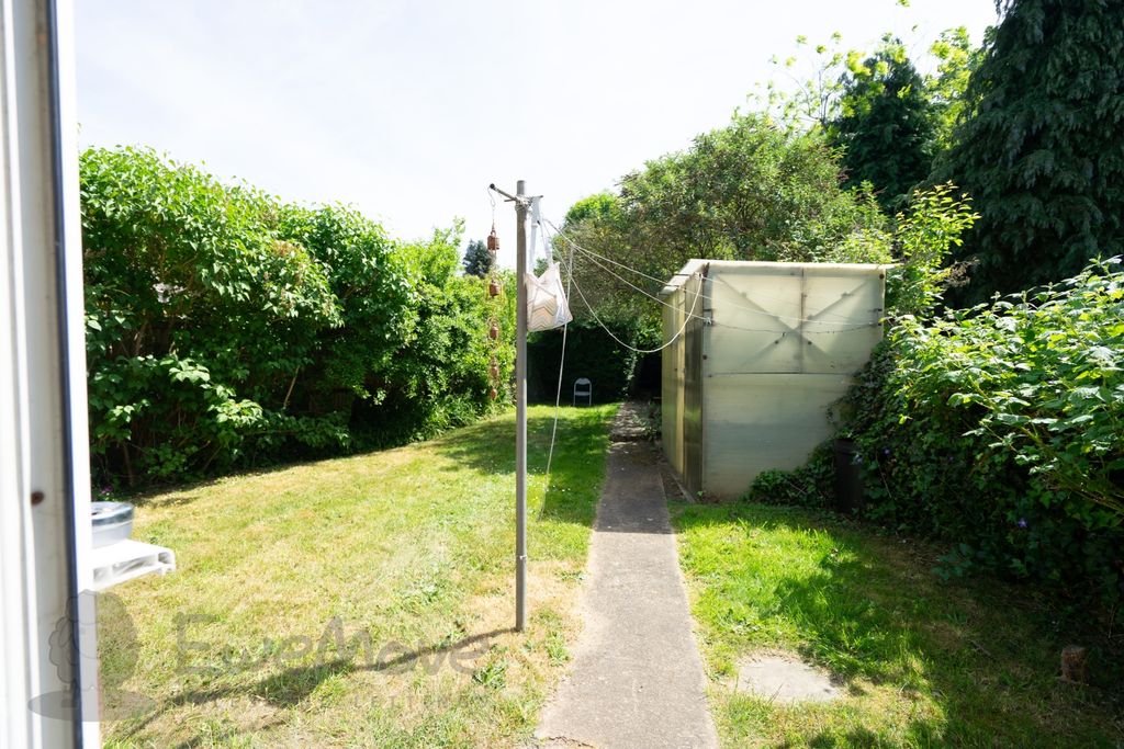 Property photo 2 of 10 Dmc03235