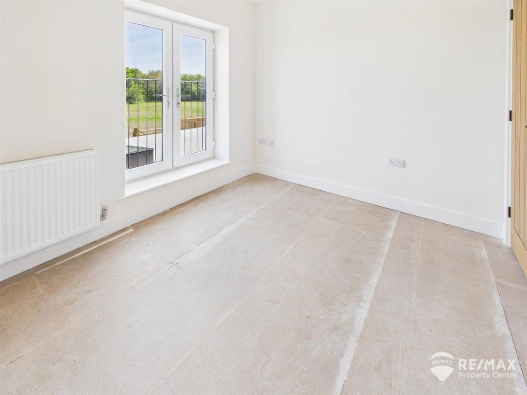 Additional image 22 of 5 bed detached house for saleOakley Gardens, Little Oakley, Harwich CO12