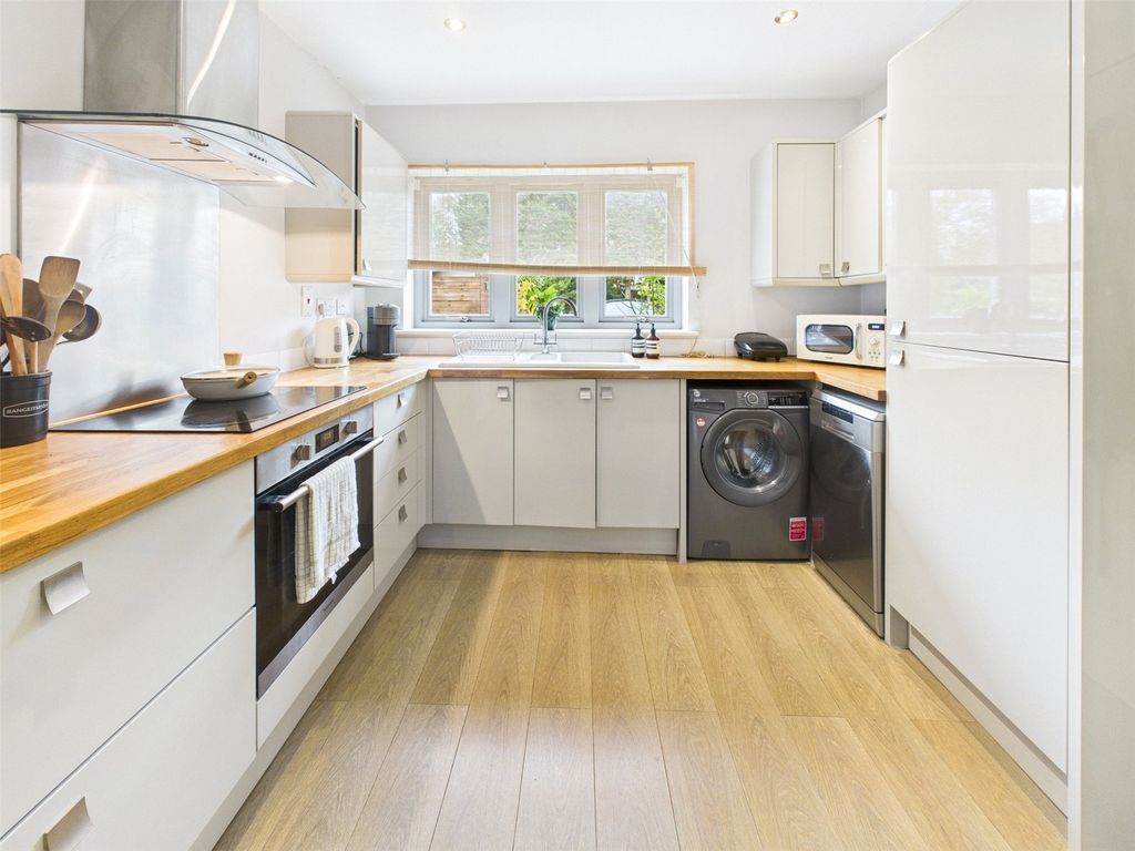 Property photo 3 of 13 Picture No. 05