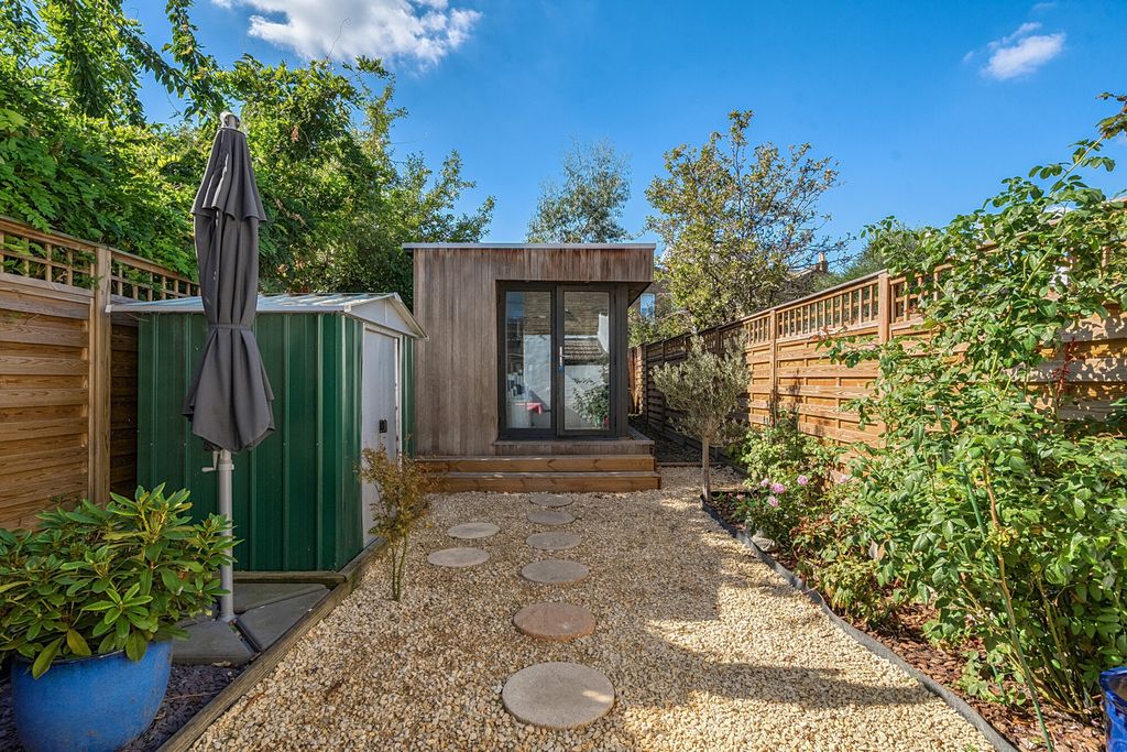 Property photo 3 of 23 1524492-7-1A0c91B...