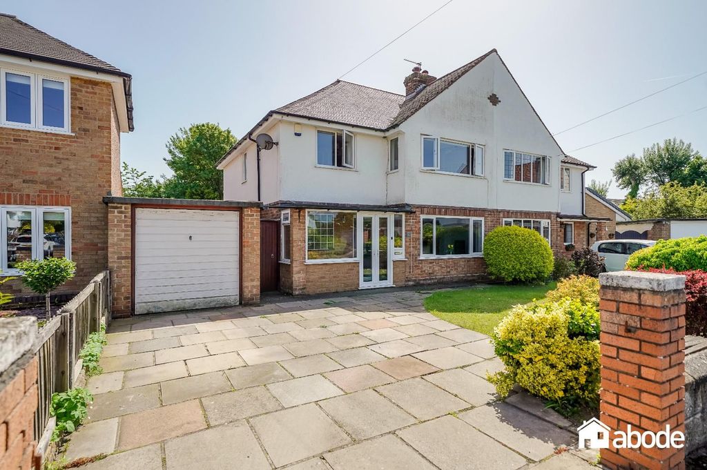 Property photo 1 of 28