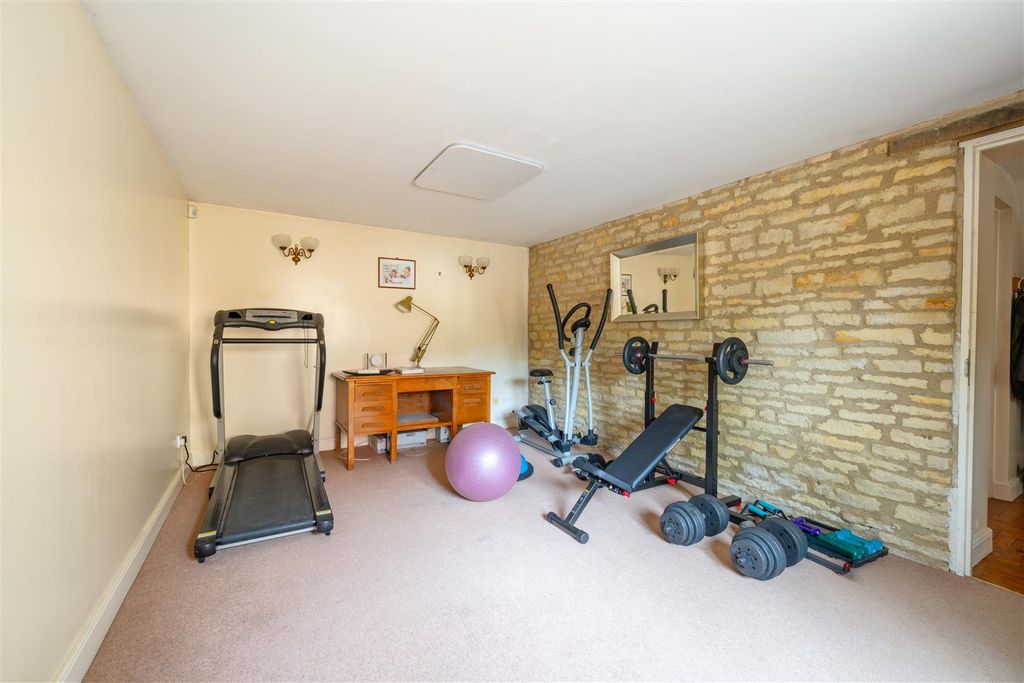 Additional image 13 of 6 bed detached house for saleRoade Hill, Ashton, Northampton NN7