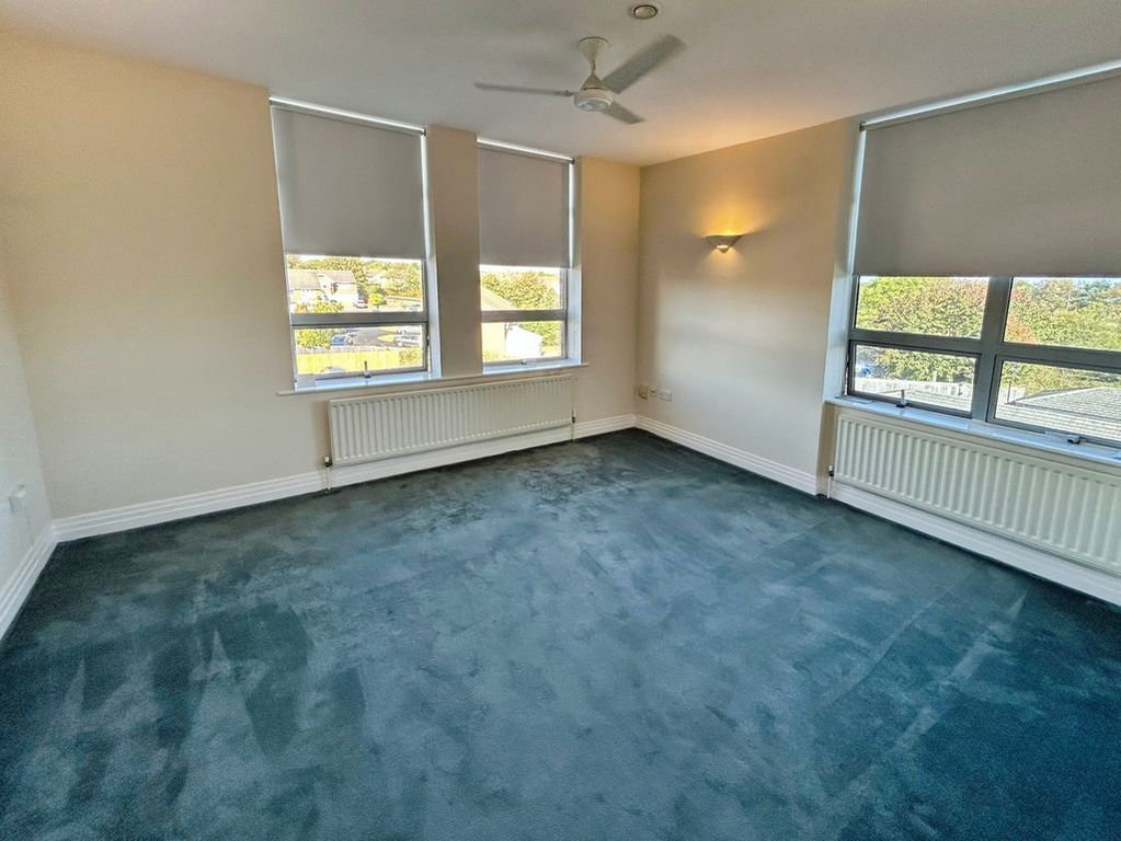 Property photo 2 of 8 Photo 8