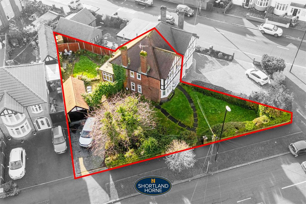 Property photo 2 of 28 Daventry Road_Aeriel Shot.Jpg