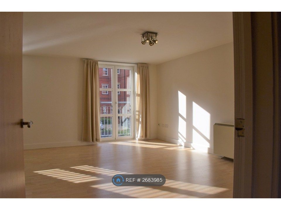 Property photo 2 of 14 Lounge Area