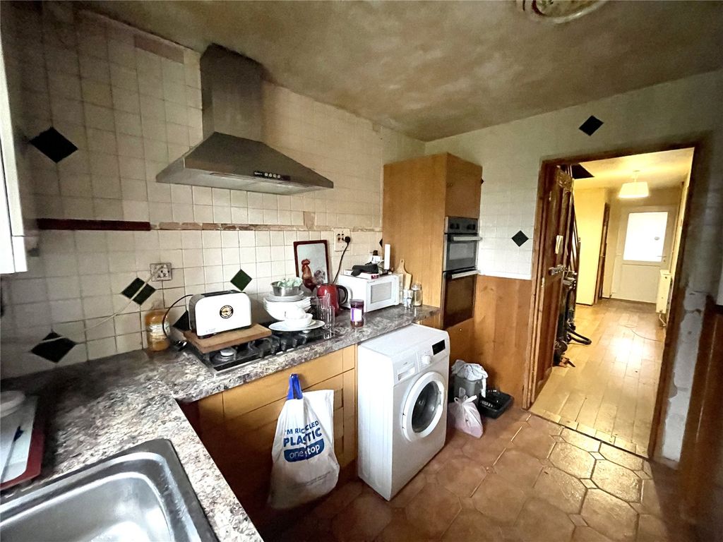 Property photo 3 of 15 Picture No. 05