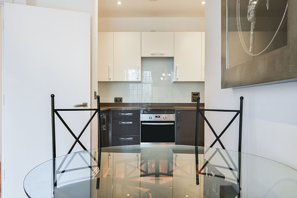 Additional image 4 of 2 bed flat for saleLesbourne Road, Reigate RH2