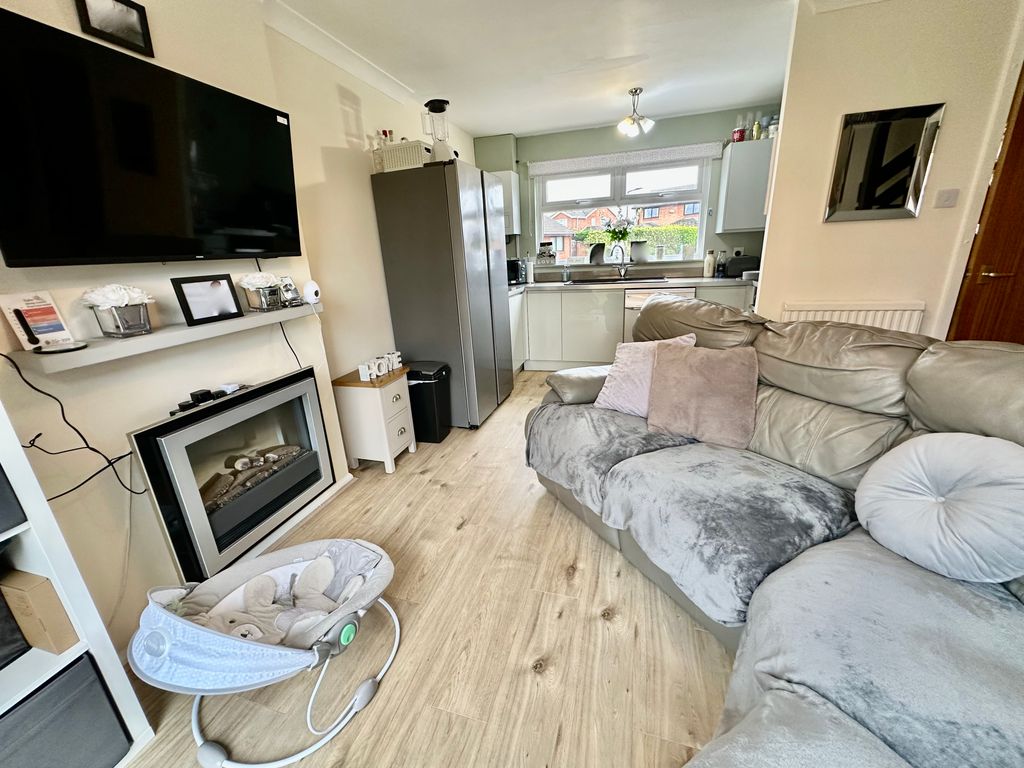 Property photo 2 of 18 Img_2617