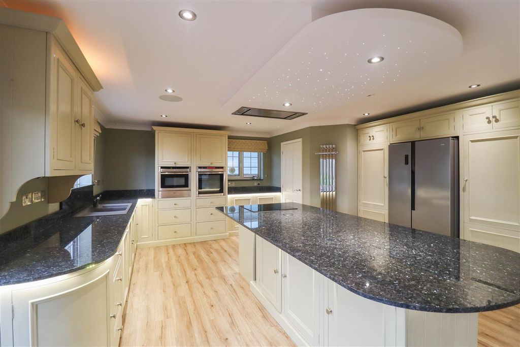 Property photo 3 of 36 Img_1600-1.Jpg