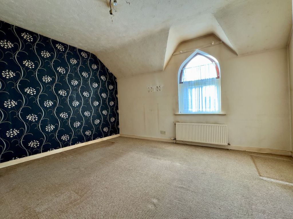Property photo 3 of 10 Image 3