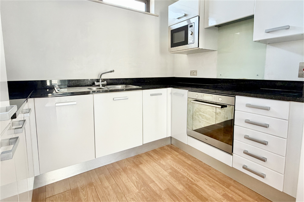 Property photo 2 of 23 Kitchen