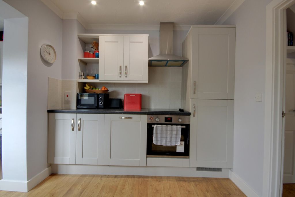 Property photo 3 of 5 Picture No. 04
