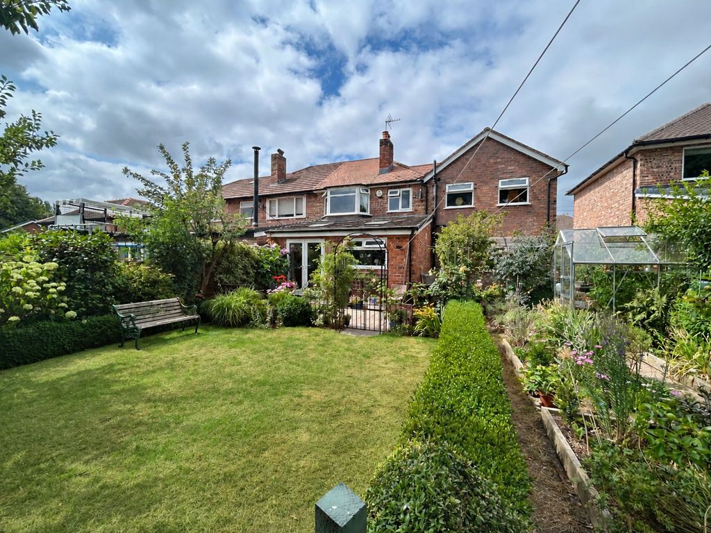 Property photo 3 of 41