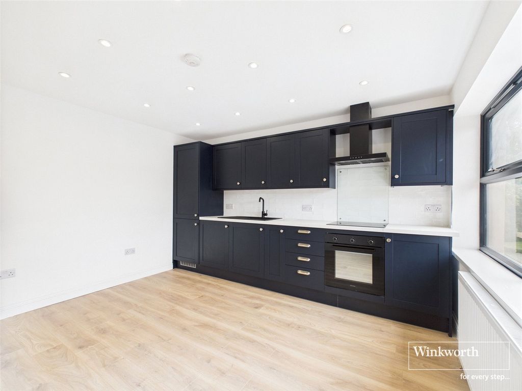 Property photo 3 of 7 Picture No. 05