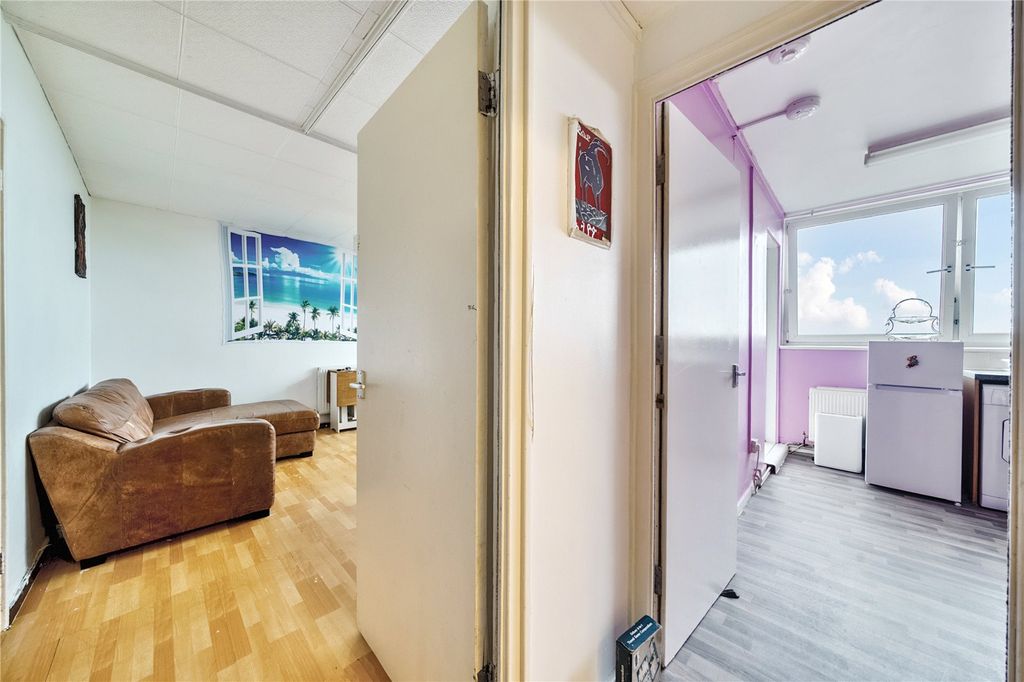 Property photo 2 of 13 Picture No. 10