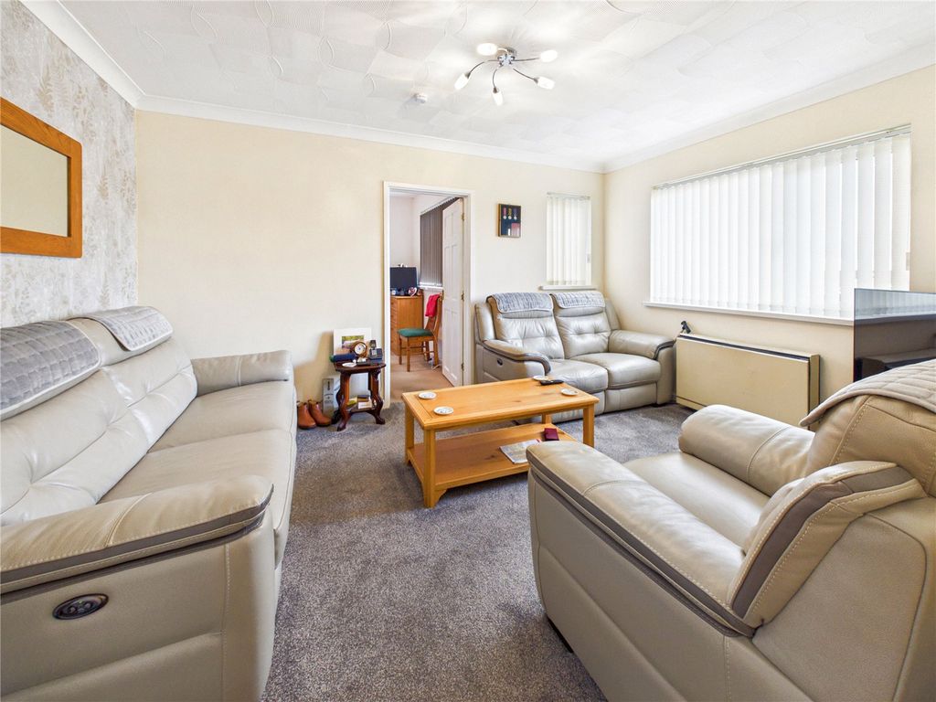 Property photo 2 of 15 Picture No. 08