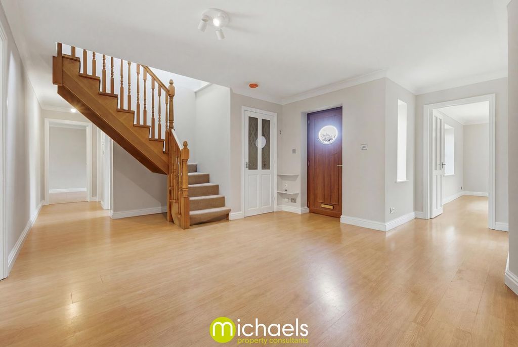 Property photo 2 of 36