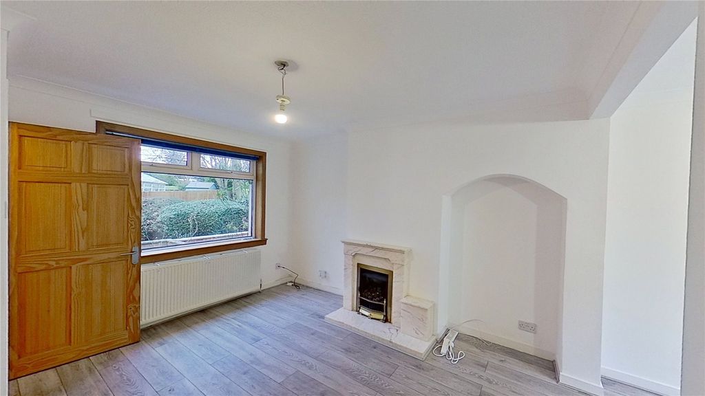 Property photo 3 of 16 Photo 3