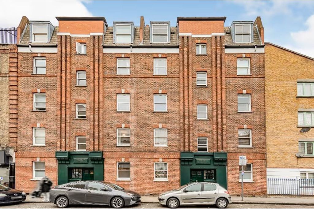 Property photo 3 of 13