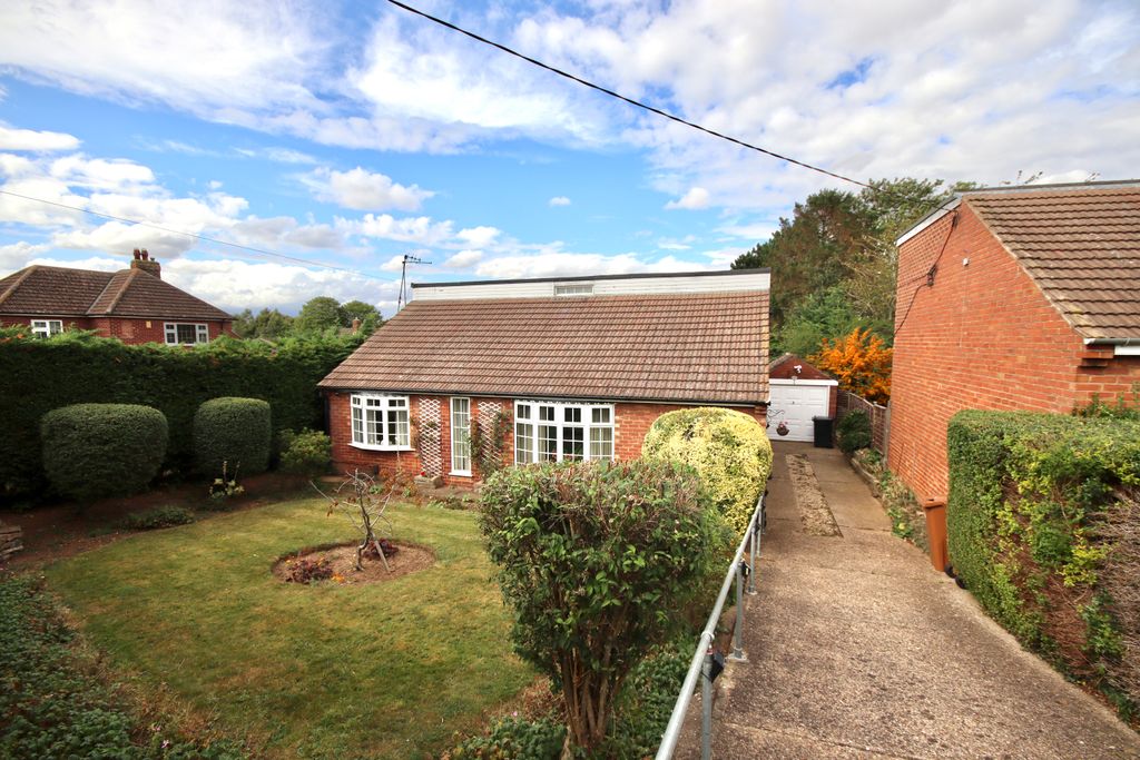 Property photo 1 of 23