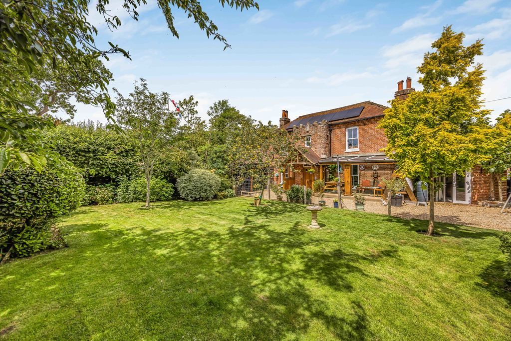 Property photo 2 of 50