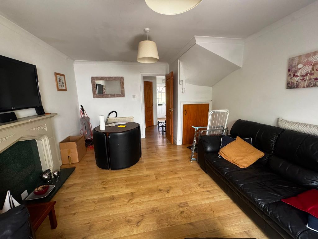 Property photo 3 of 21