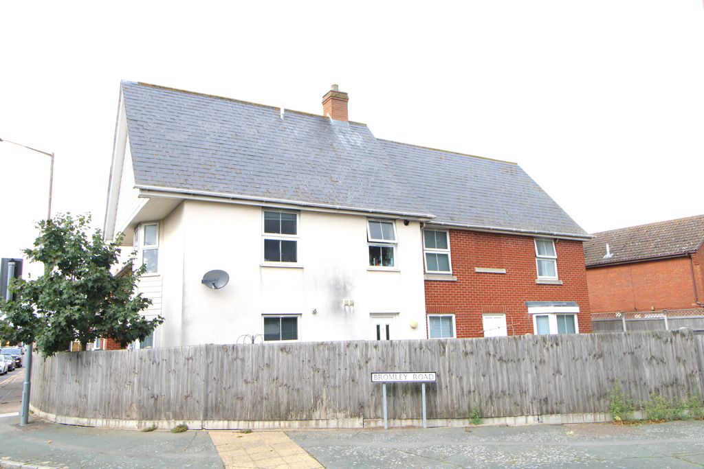 Property photo 1 of 5 Img_8207