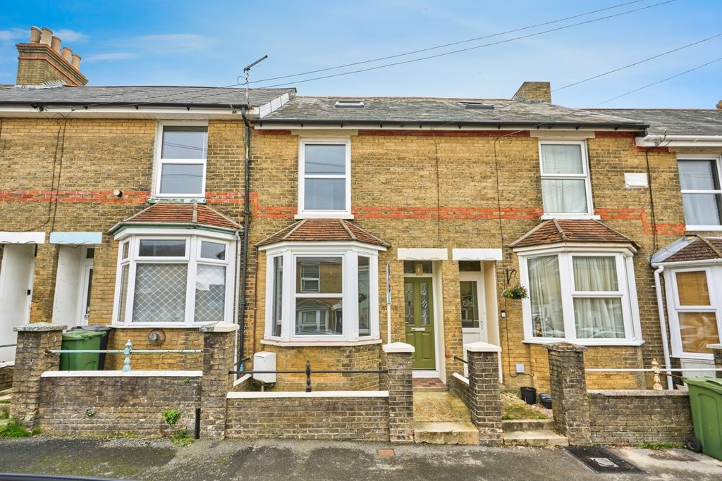 Property photo 2 of 13 Front