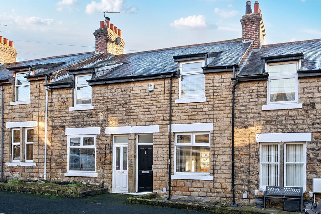 Property photo 1 of 21