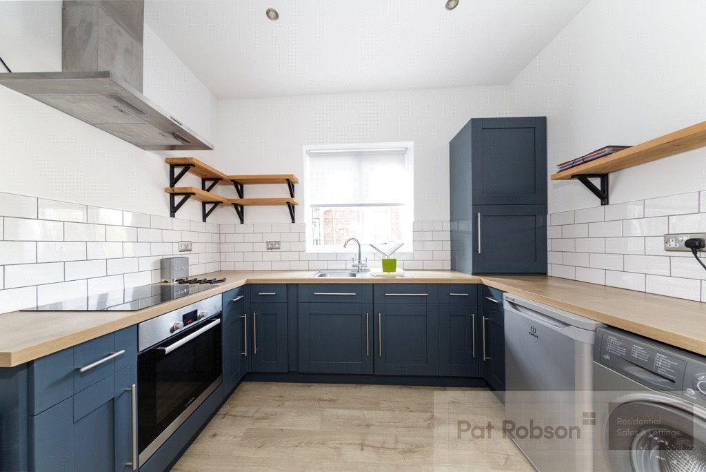 Property photo 2 of 12 Picture 2