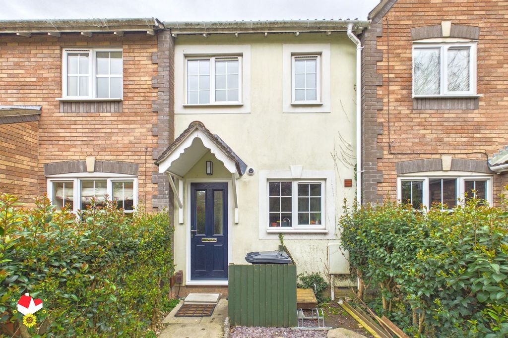 Property photo 1 of 9