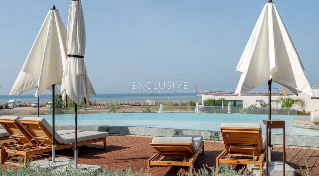 Property photo 2 of 31