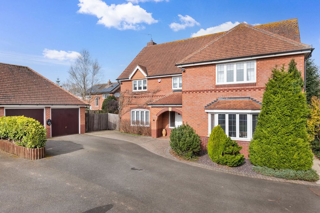 Property photo 1 of 22