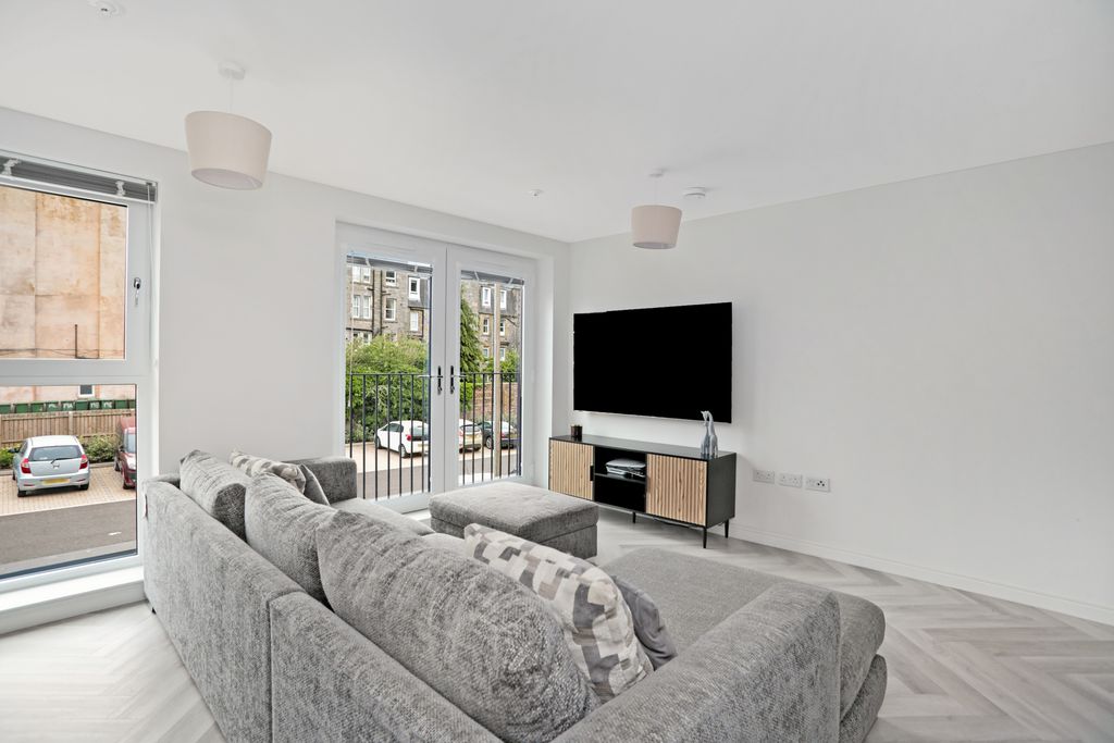 Property photo 3 of 10 Property Image 3