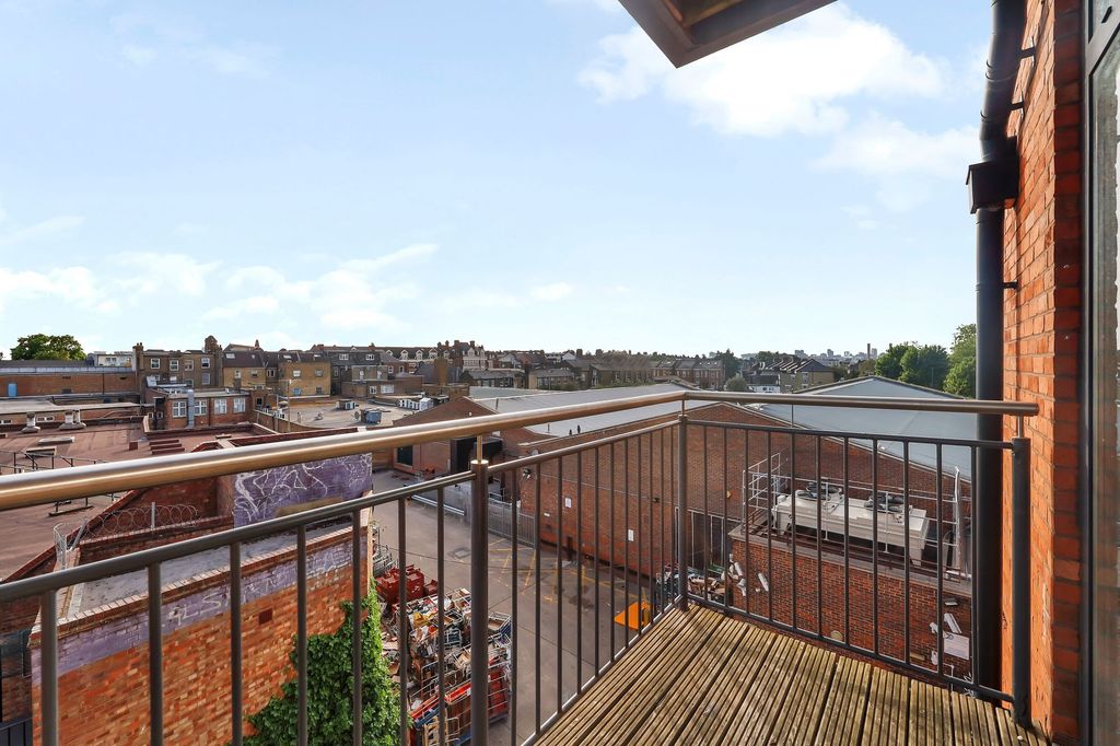 Property photo 3 of 10 Private Balcony