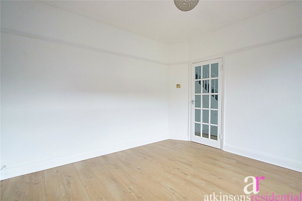 Property photo 3 of 21 Picture No. 43