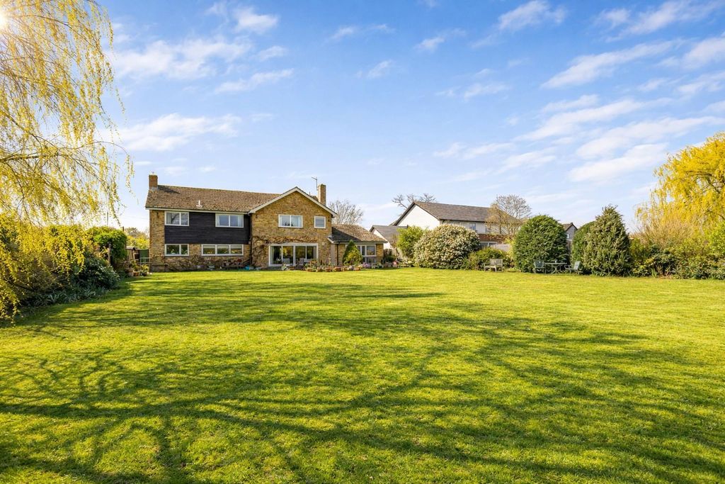 Property photo 3 of 31 3333.Jpg