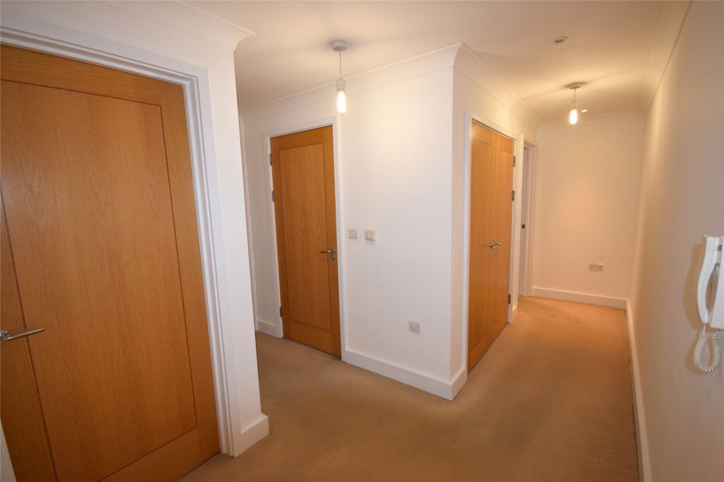 Property photo 3 of 18 Picture No. 30