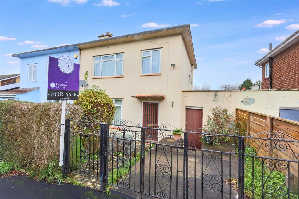 Property photo 1 of 15