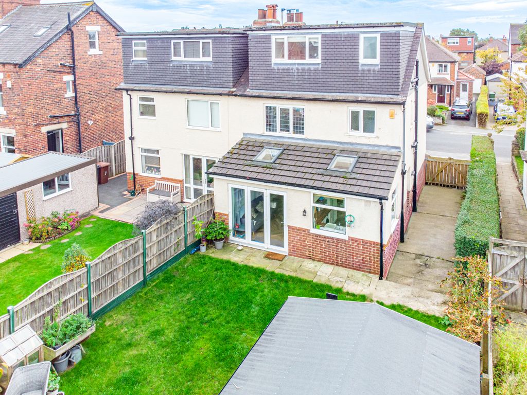 Property photo 1 of 30 Outside2