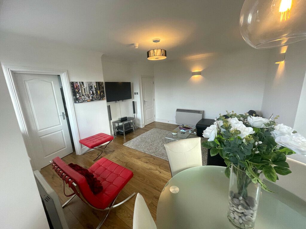 Property photo 3 of 10