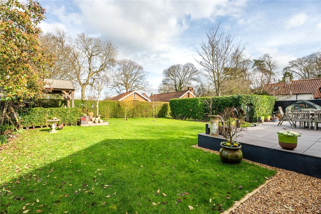 Property photo 2 of 39 Picture No. 50