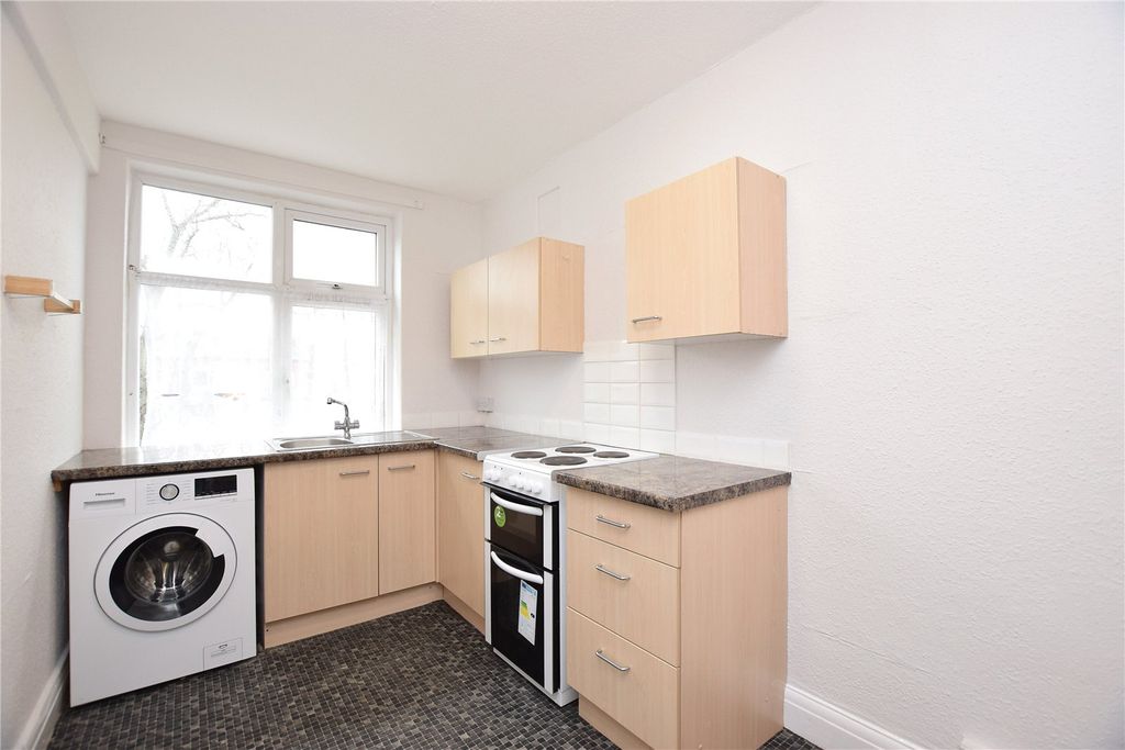 Property photo 2 of 7 Picture No. 09