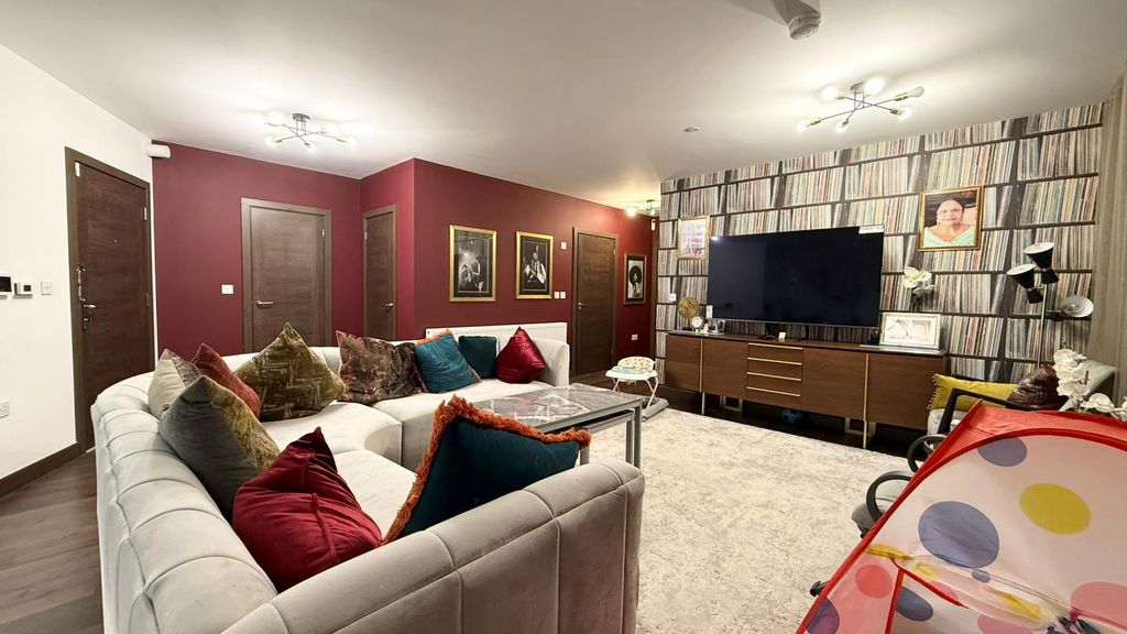 Property photo 1 of 7 Img-20251017-Wa0018